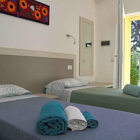 Bed and Breakfast Pixel